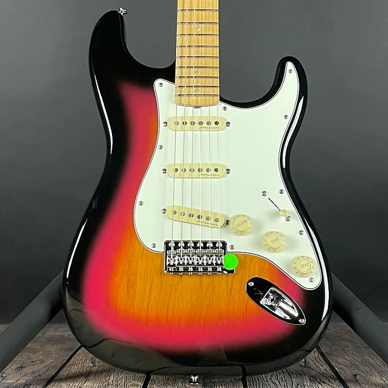 шнурки mr lacy черный Электрогитара Fender Steve Lacy People Pleaser Stratocaster, Maple Fingerboard- Chaos Burst