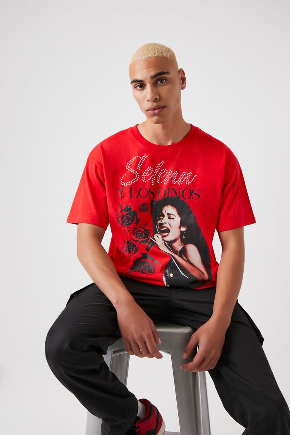 

Футболка Selena Y Los Dinos со стразами Forever 21, красный