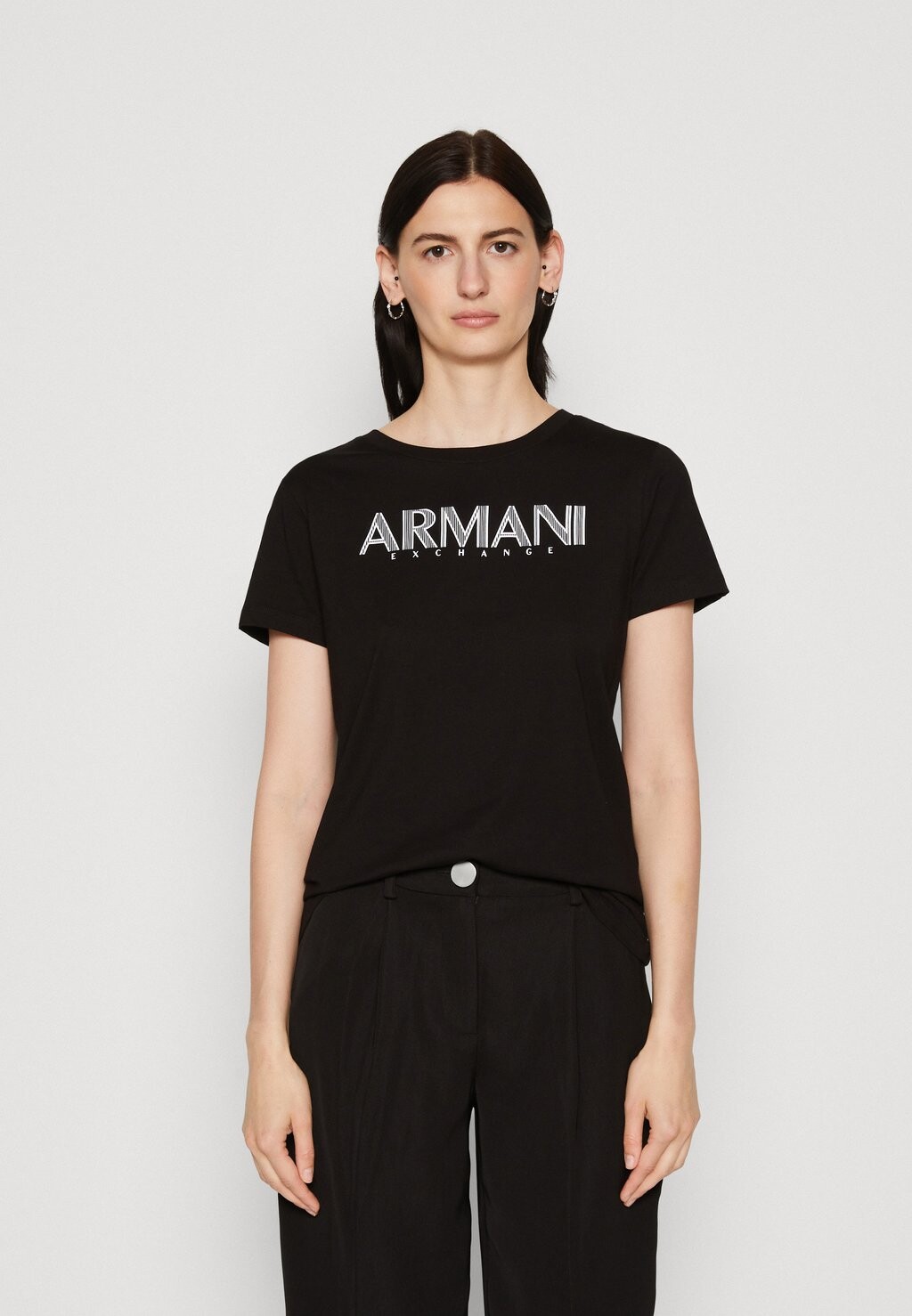 

Футболка с принтом Armani Exchange, черный