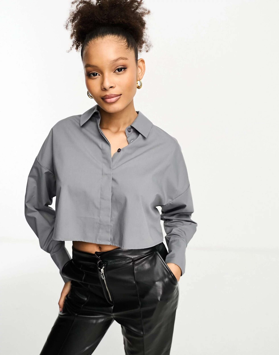 

Серая укороченная рубашка ASOS