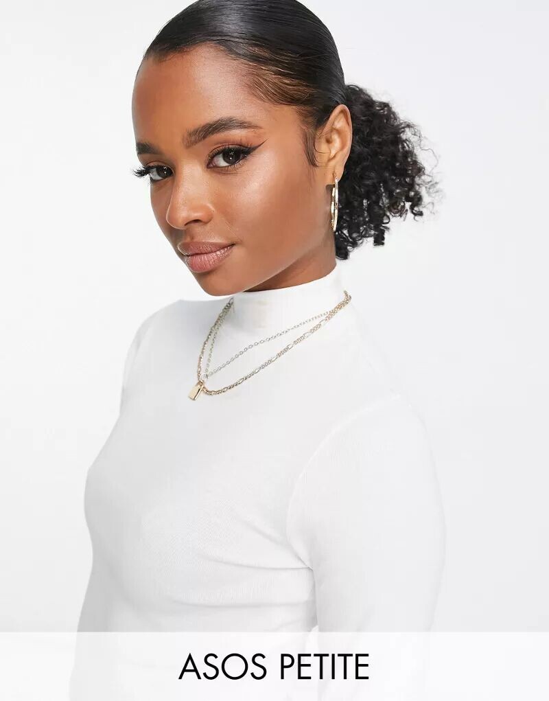 

Белый укороченный топ с воротником стойкой ASOS DESIGN Petite