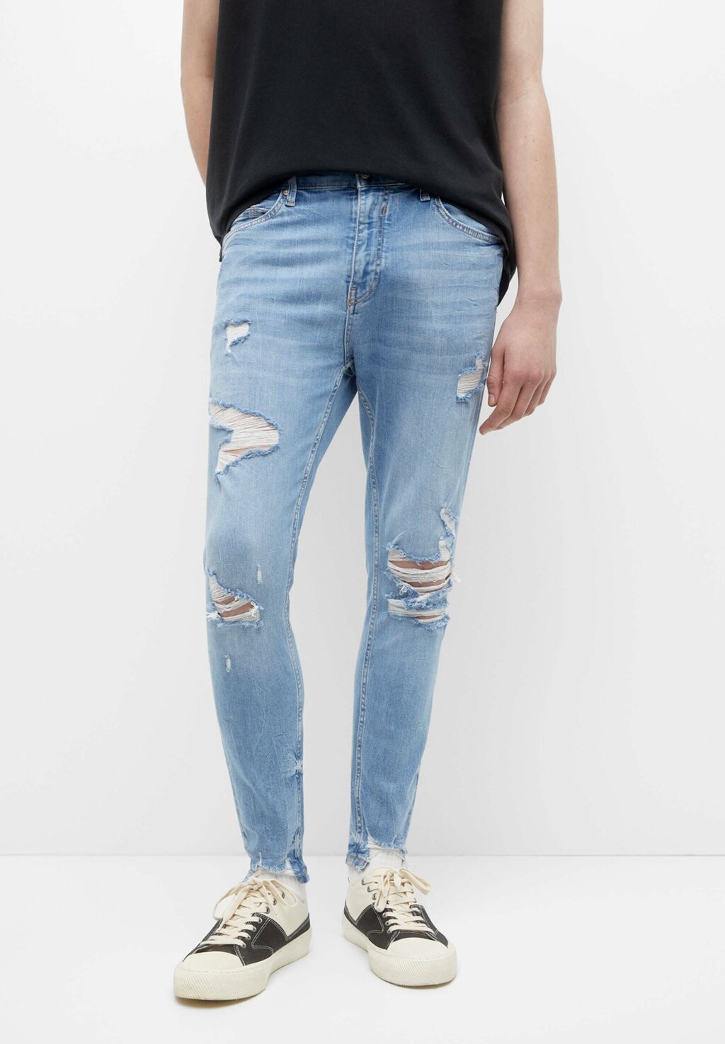 

Джинсы облегающего кроя PULL&BEAR