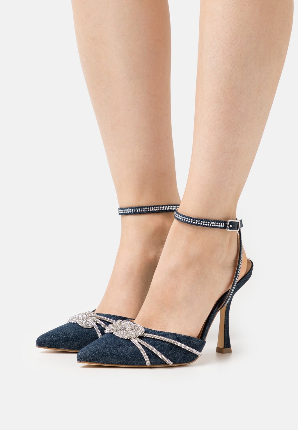 

Туфли Guess, синий