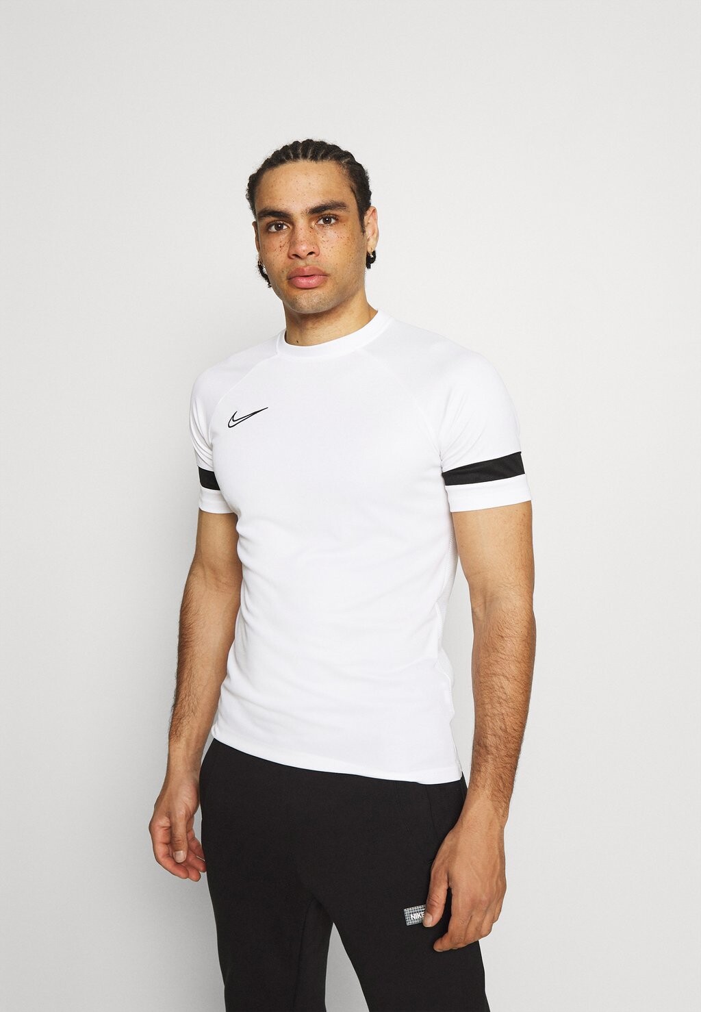 

Спортивная футболка Academy Nike, цвет white/black