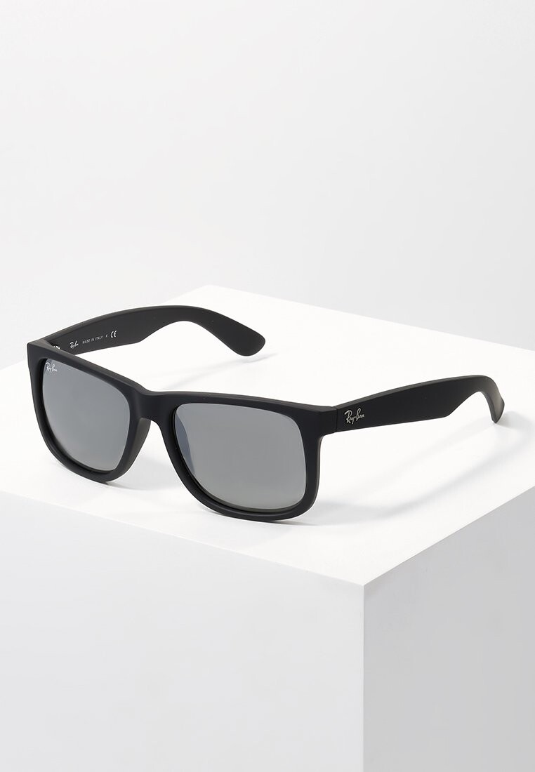 

Солнцезащитные очки JUSTIN Ray-Ban, черный