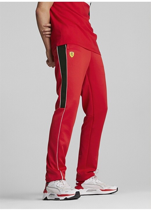 

Спортивные штаны Puma