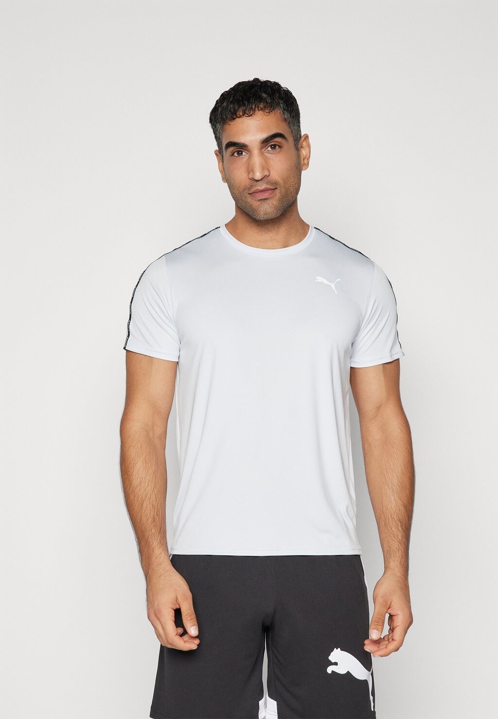 

Спортивная футболка Essentials Taped Tee Puma, цвет silver mist