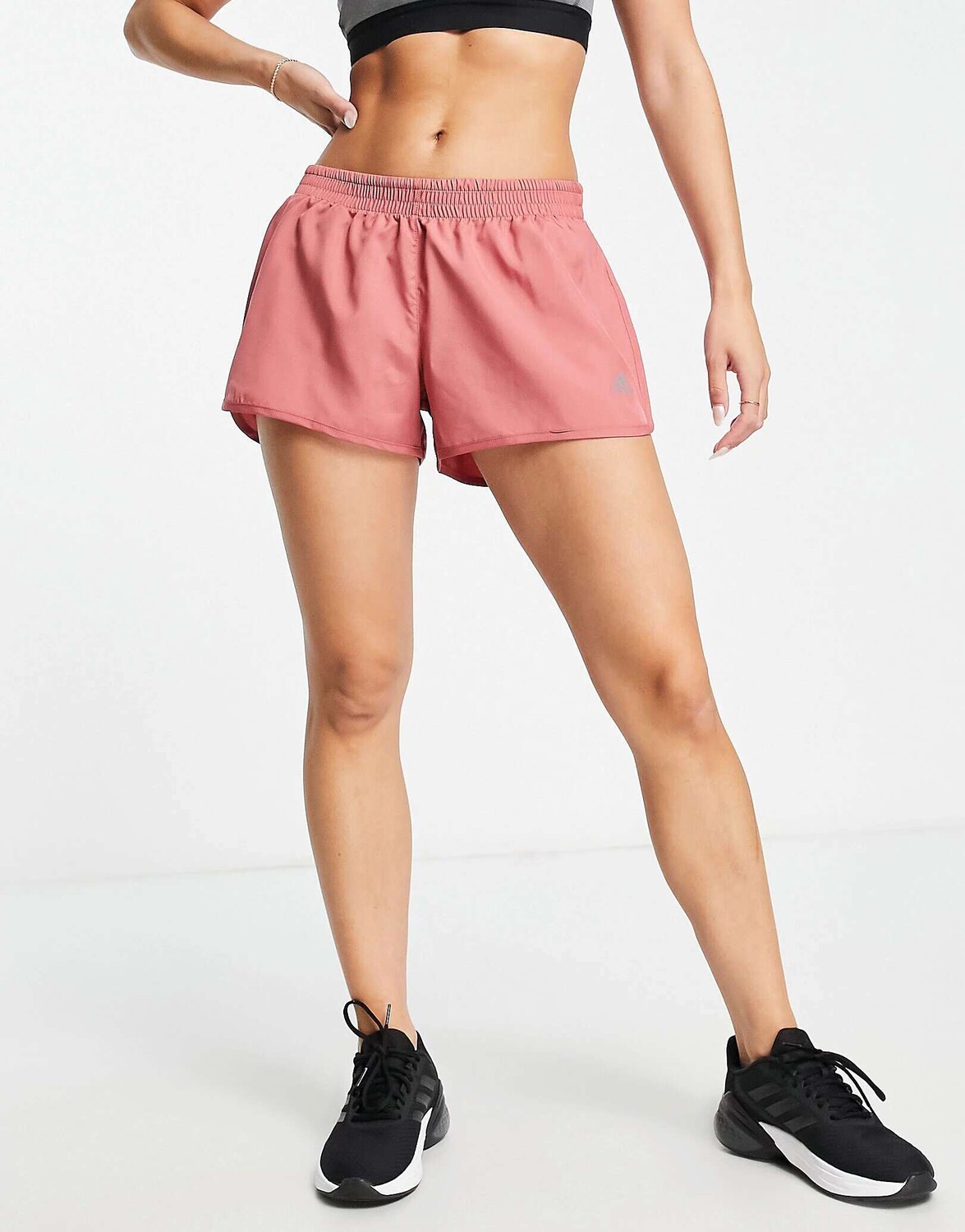 

Красные шорты adidas Running Run It adidas performance