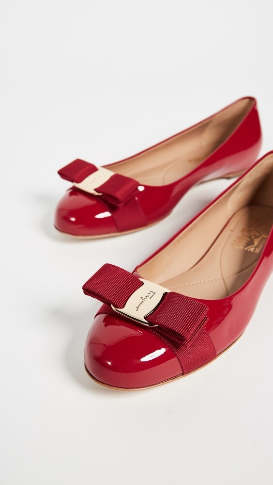 

Балетки FERRAGAMO Varina Patent