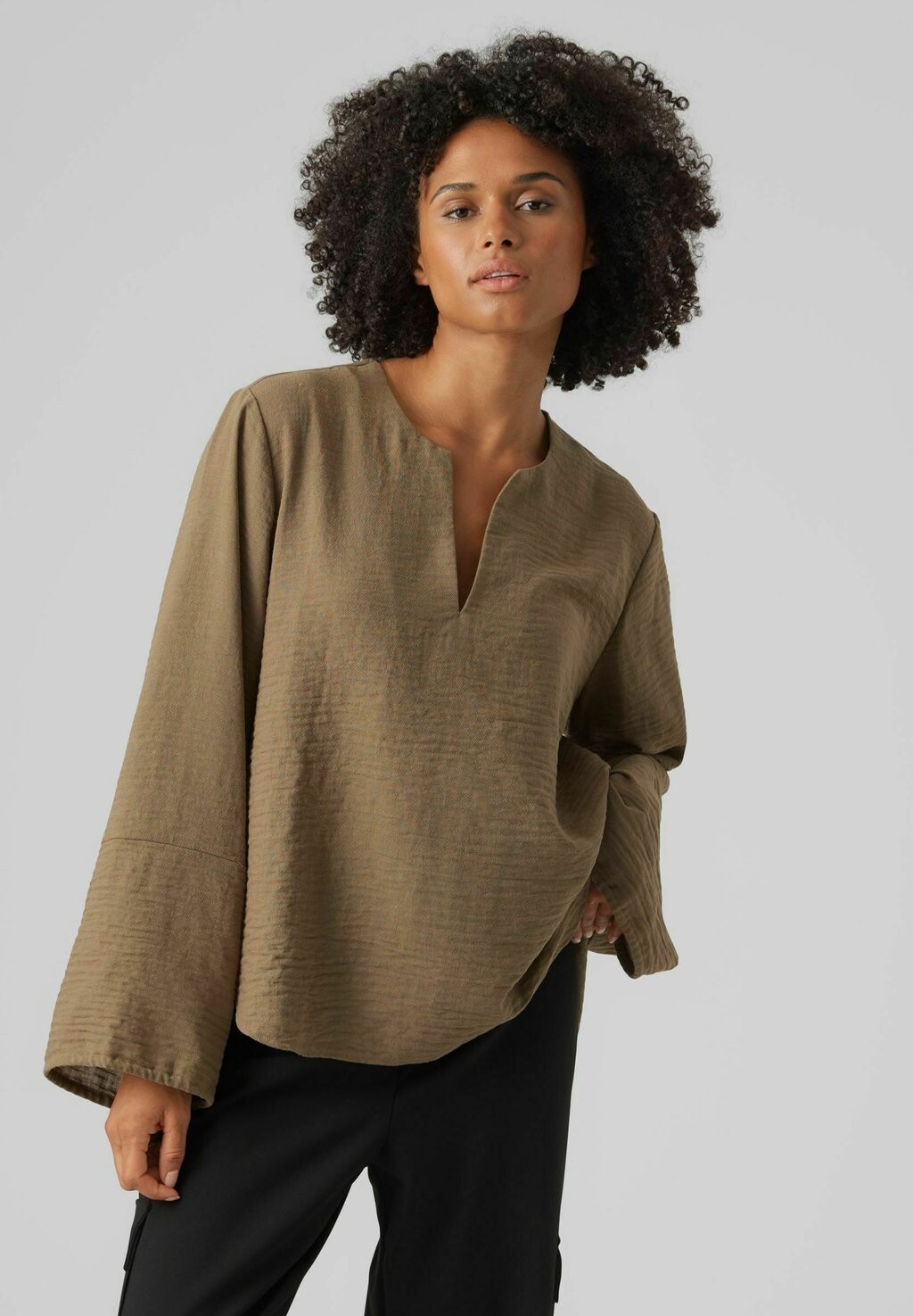 

Блузка Vero Moda