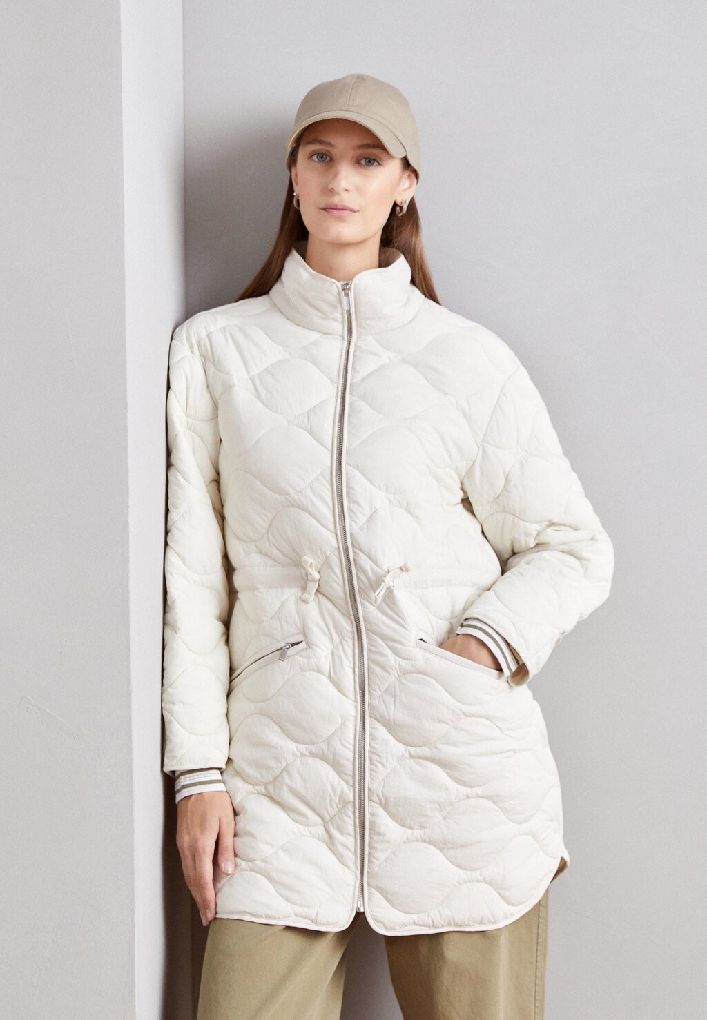 

Зимнее пальто QUILTED Marks & Spencer, цвет light natural