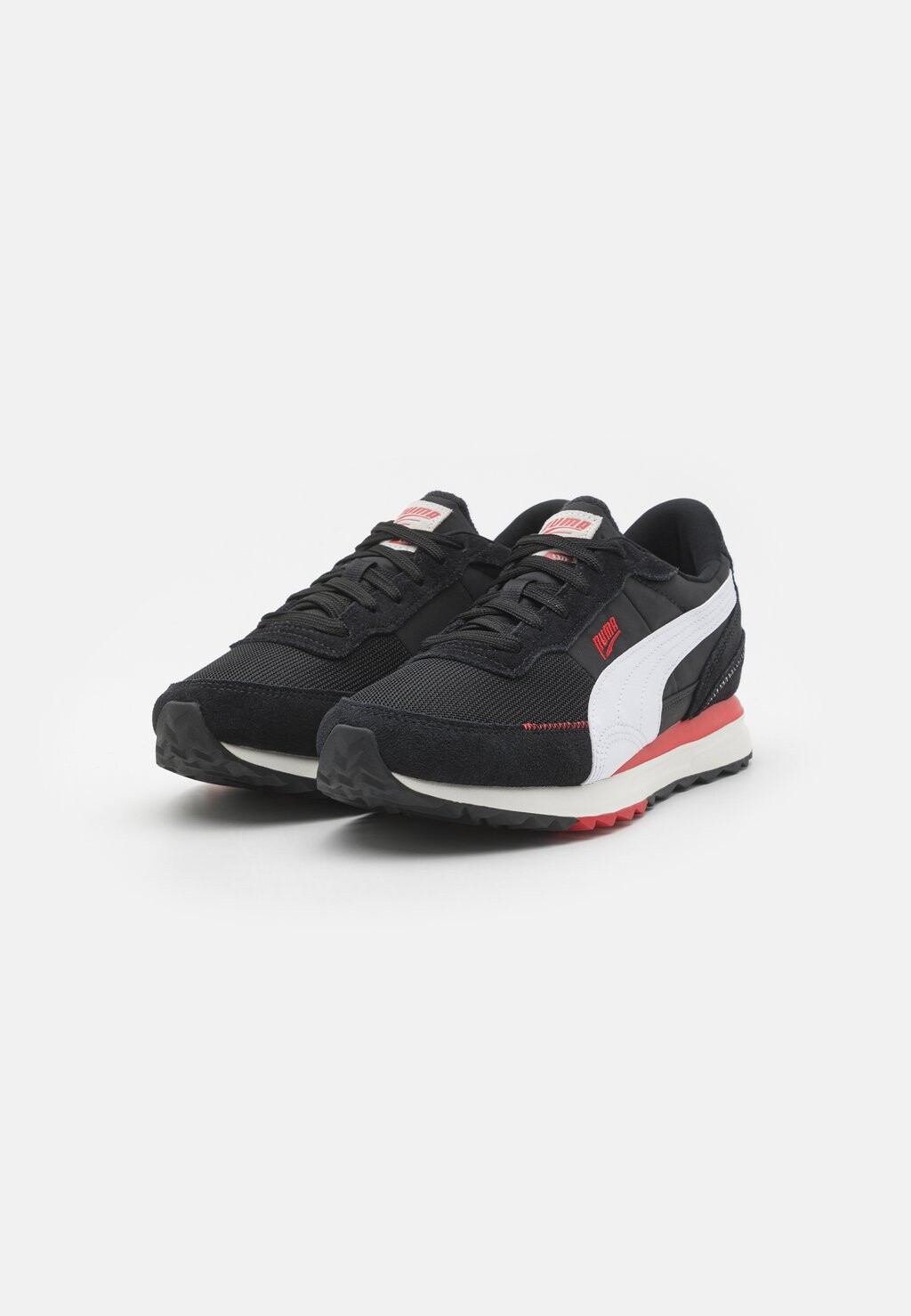 

Кроссовки на шнуровке ROAD RIDER UNISEX Puma, черный