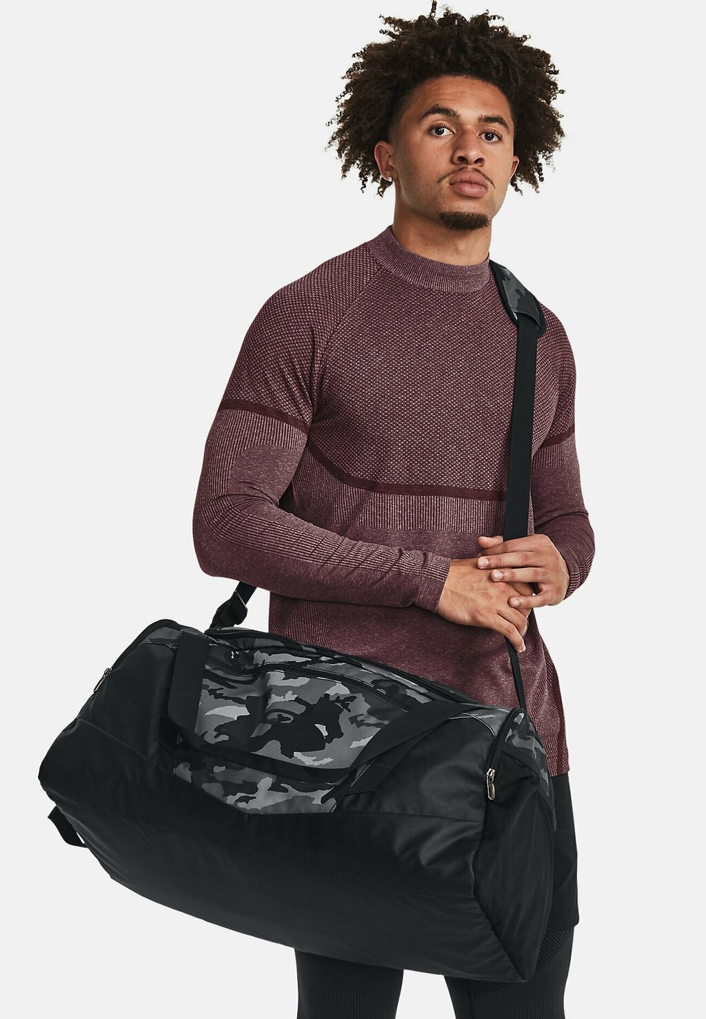 

Сумка спортивная UNDENIABLE 5.0 DUFFLE MD Under Armour, цвет black