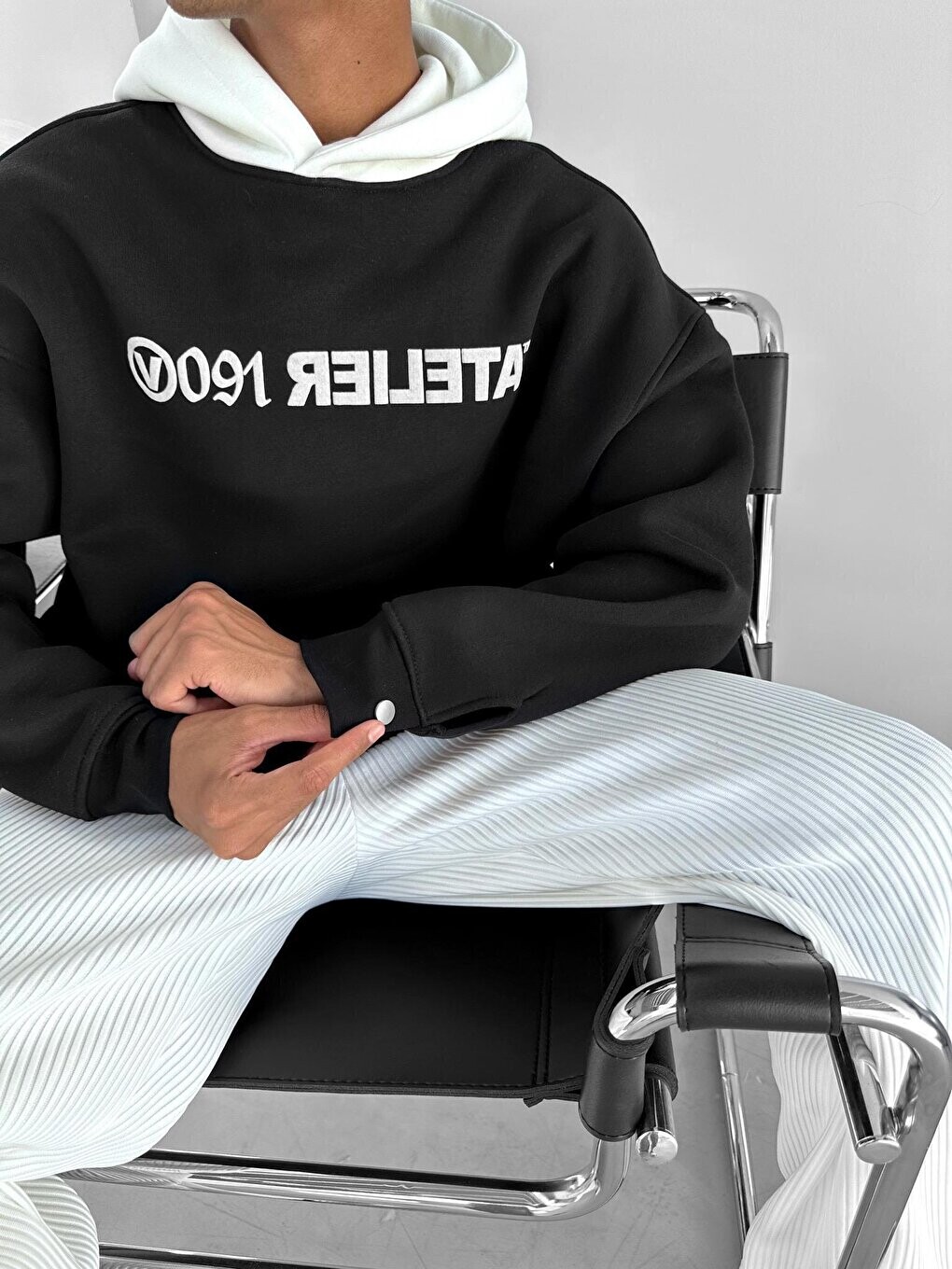 

Толстовка с капюшоном с принтом Oversize Черная ablukaonline, Черный