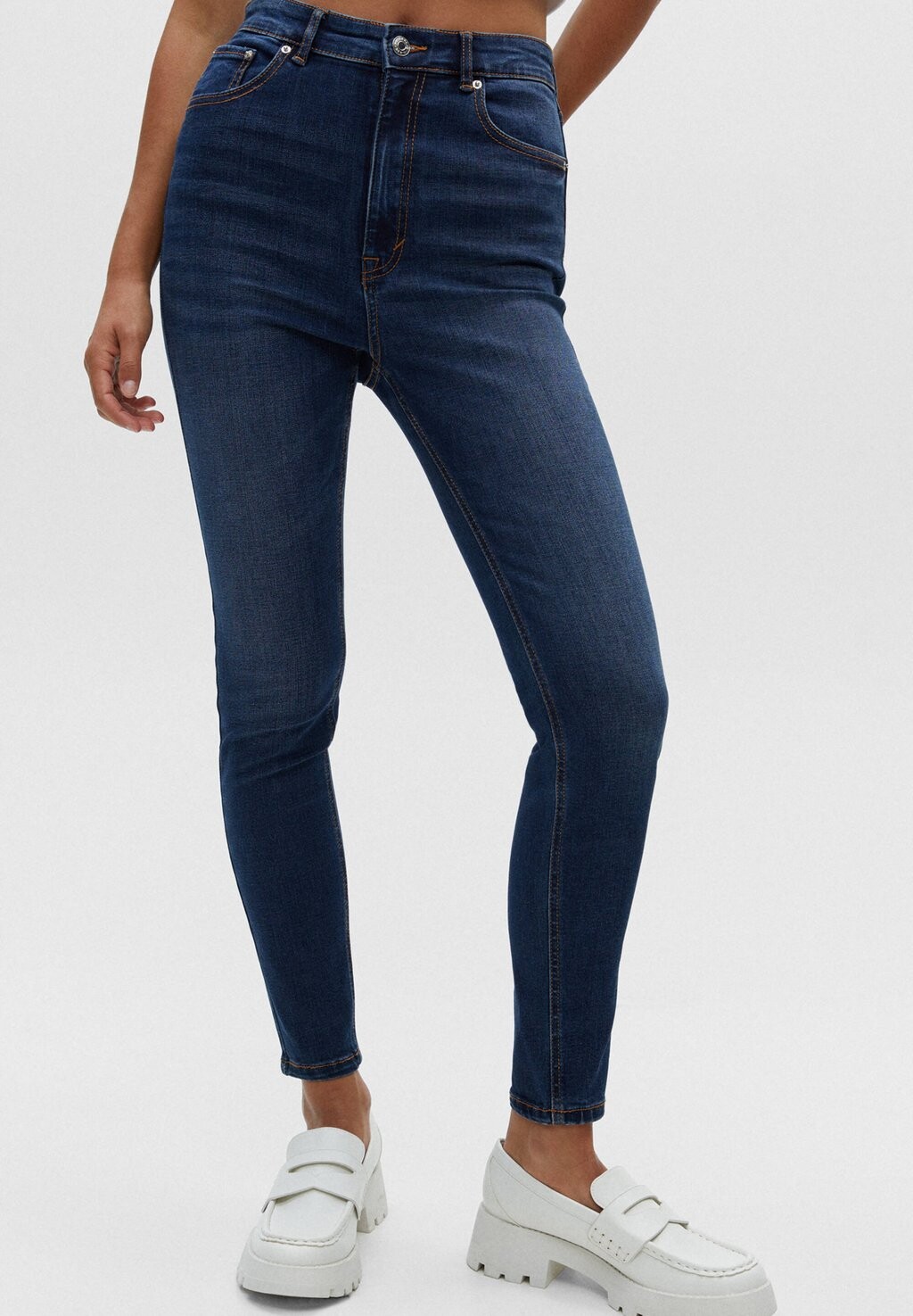 

Джинсы Skinny Fit PULL&BEAR, темно-синий