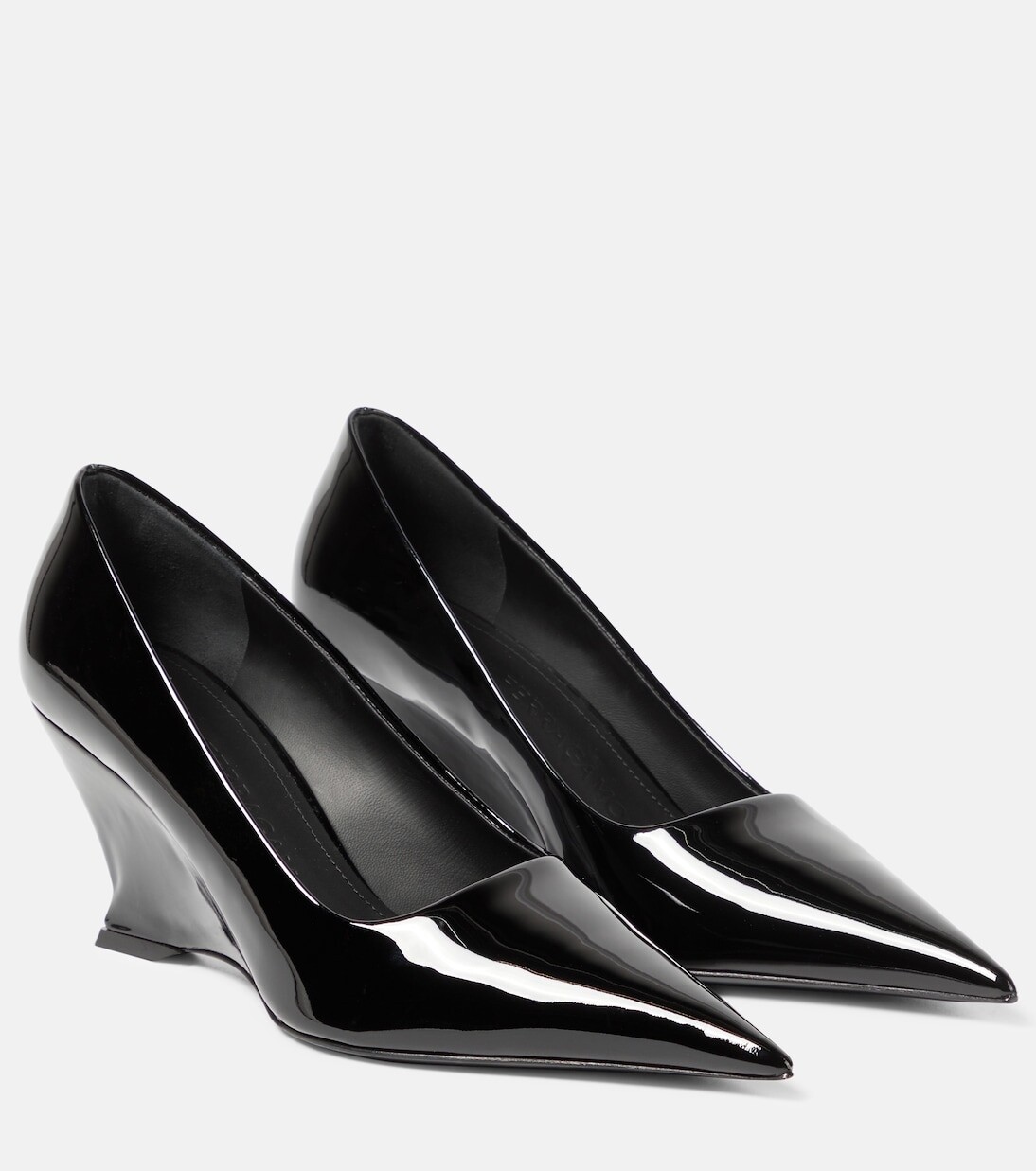 

Босоножки из лакированной кожи Ferragamo, черный