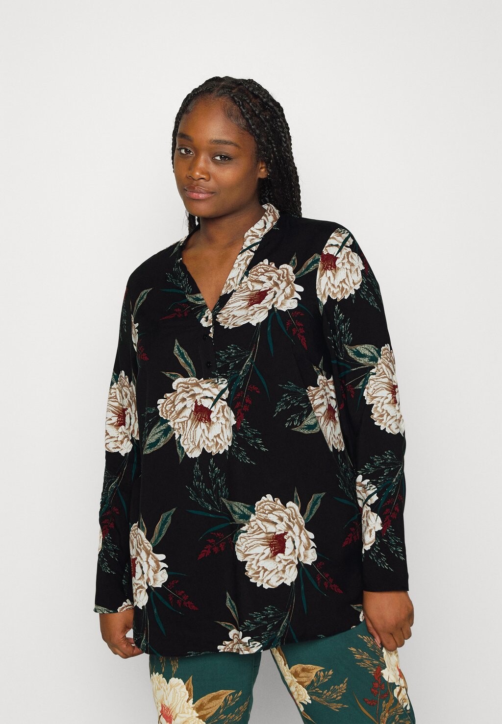 

Блуза Vero Moda