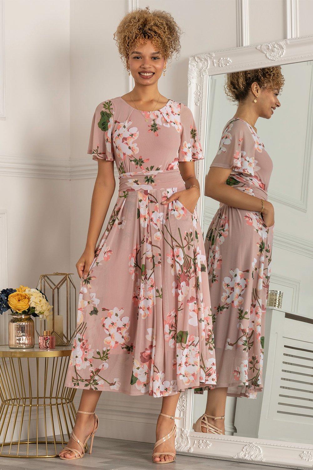 цена Сетчатое платье макси Mabelle с расклешенными рукавами Jolie Moi, розовый