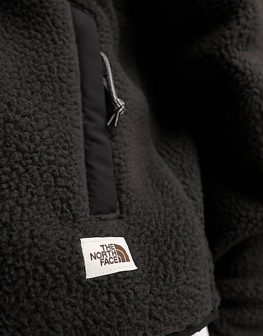 

Черная флисовая куртка The North Face Cragmont