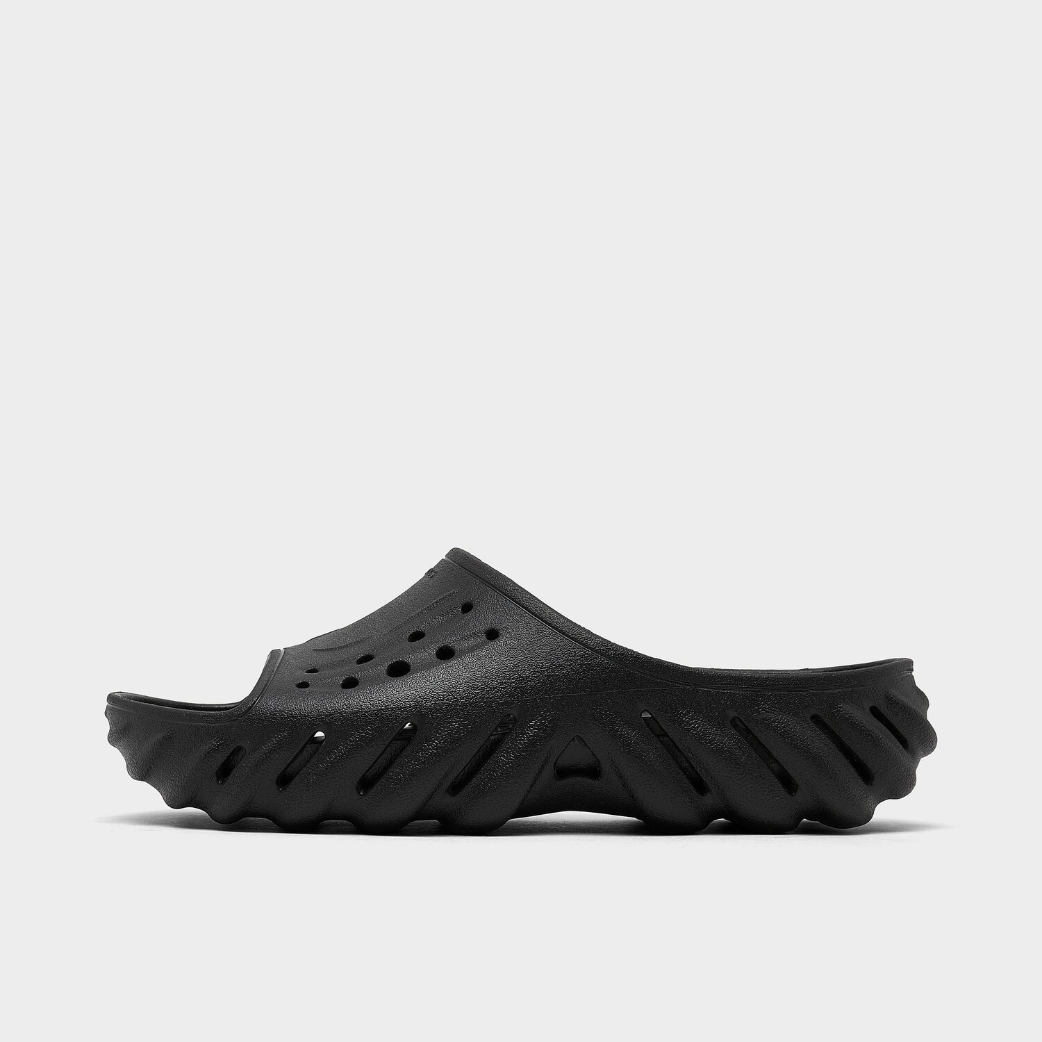 

Сандалии Crocs Echo, черный