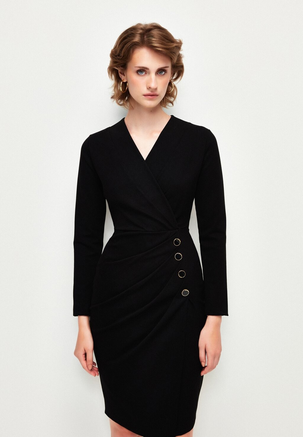 

Платье-футляр V-NECK DRAPED FRONT BUTTONED adL, цвет black