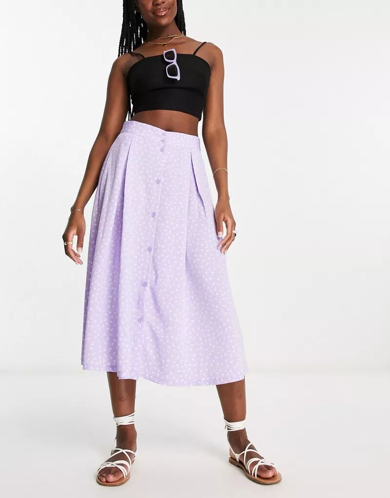Monki – юбка-миди сиреневого цвета с планкой на пуговицах и цветочным узором