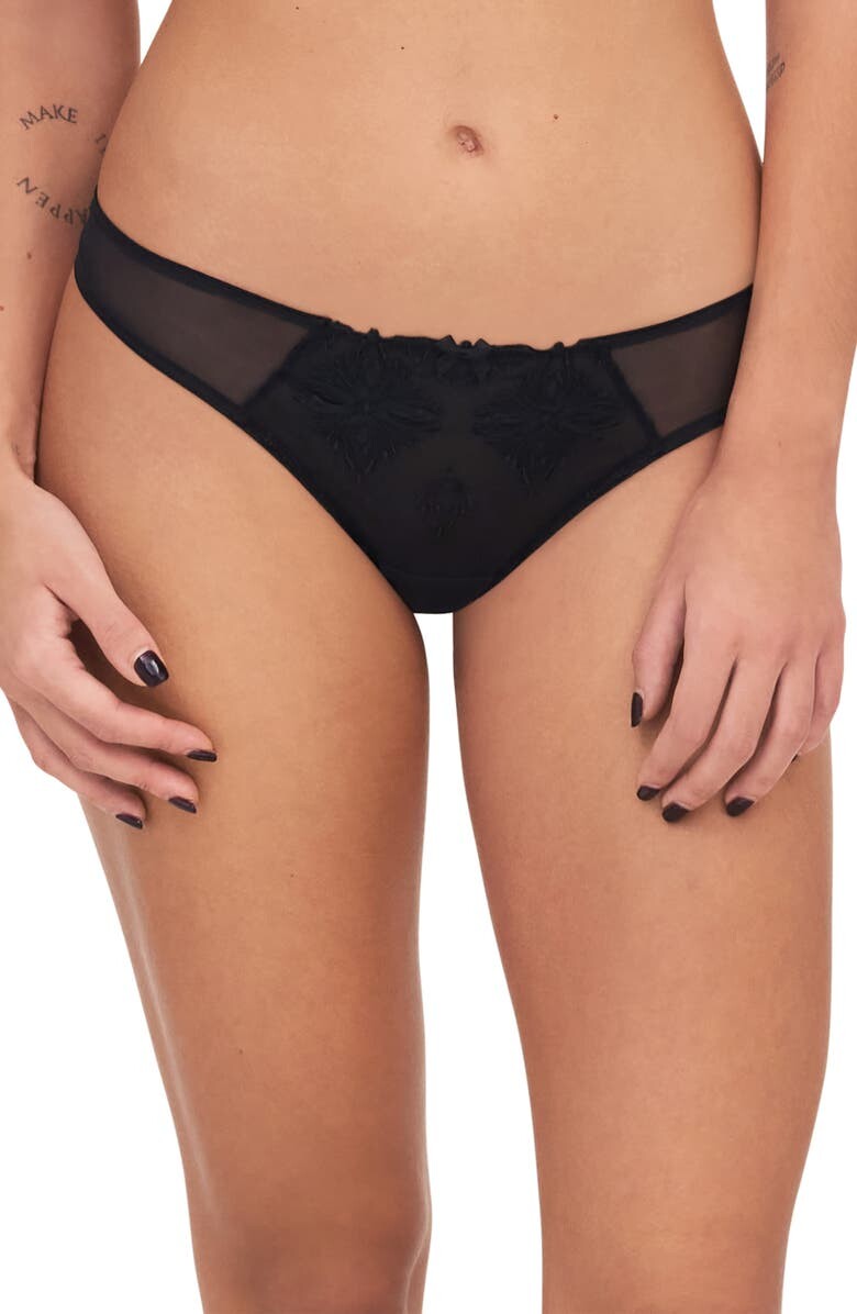 

Кружевные стринги Champs Elysées CHANTELLE LINGERIE, черный