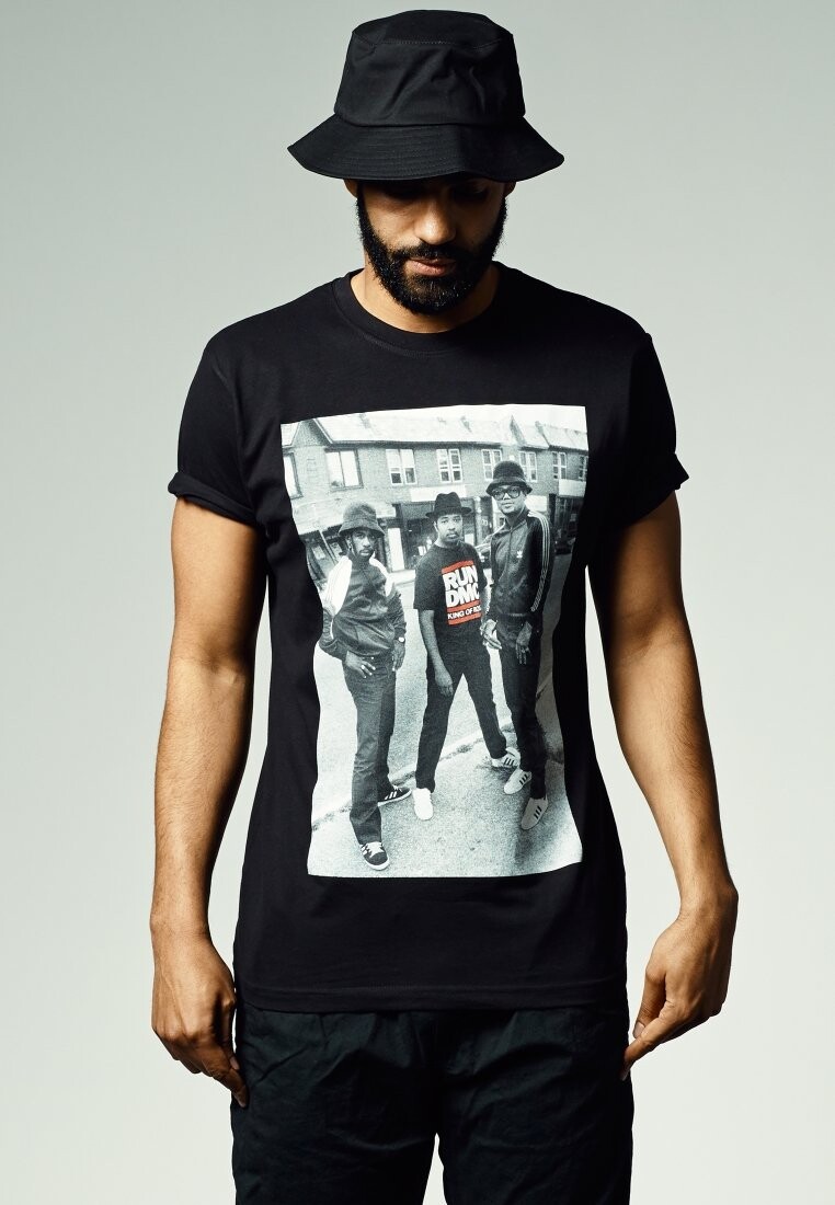 

Футболка с принтом RUN DMC KINGS OF ROCK Mister Tee, черный