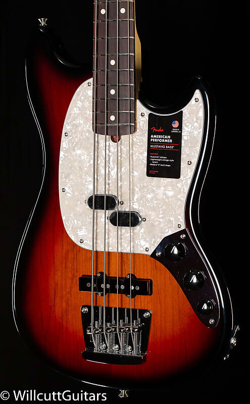 

Басс гитара Fender American Performer Mustang Bass Rosewood Fingerboard 3-Color Sunburst