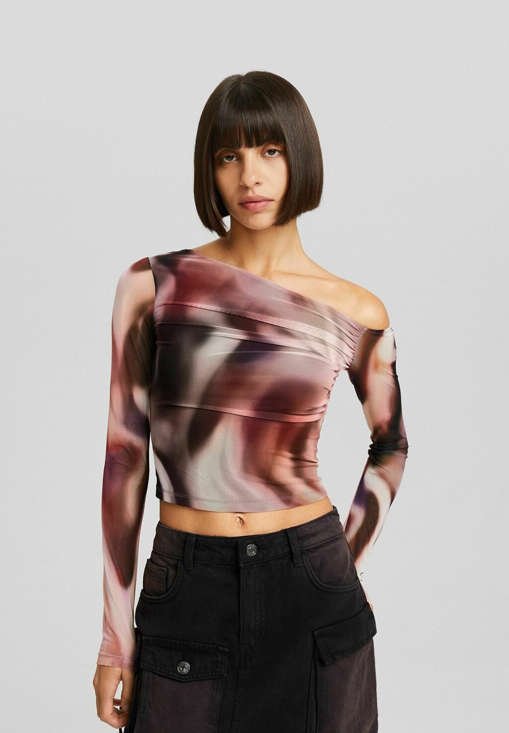 

Блузка Bershka, светло-розовая