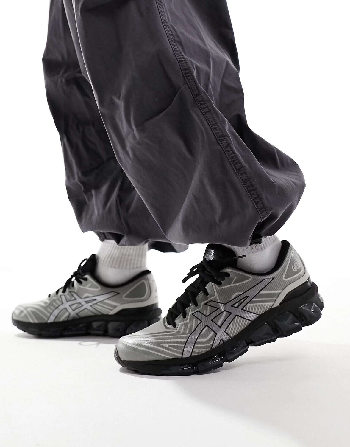 

Серые кроссовки Asics Gel-Quantum 360 VII, Серый