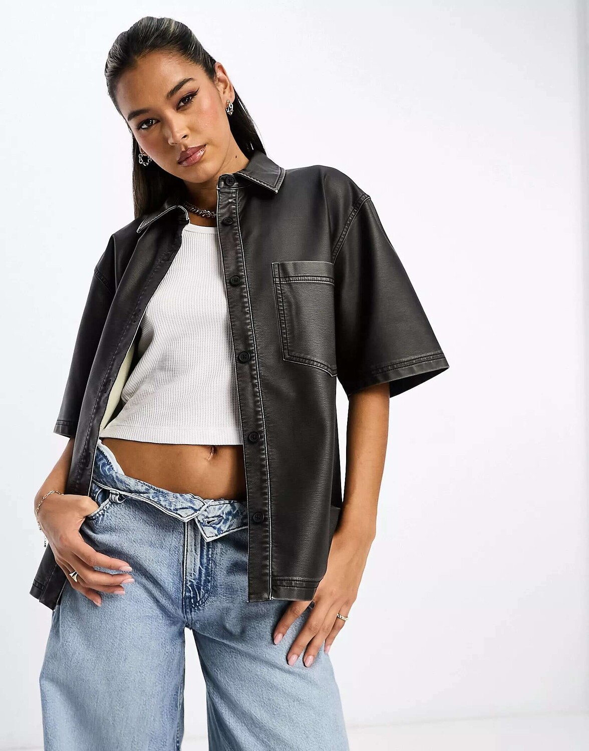 

Черная рубашка из искусственной кожи ASOS
