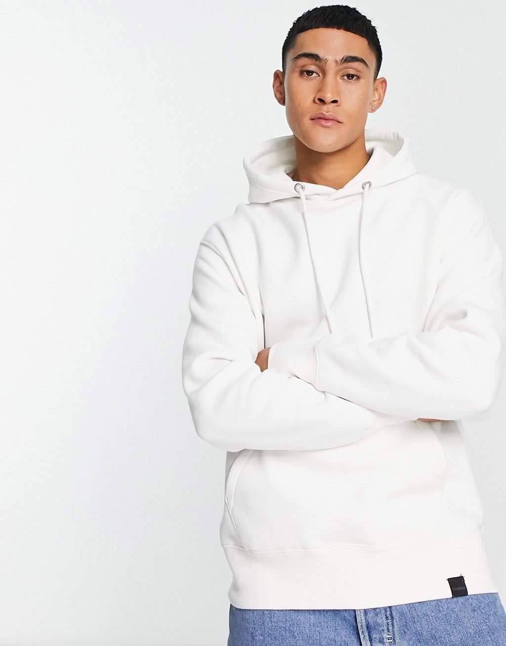 

Белое худи Pull&Bear