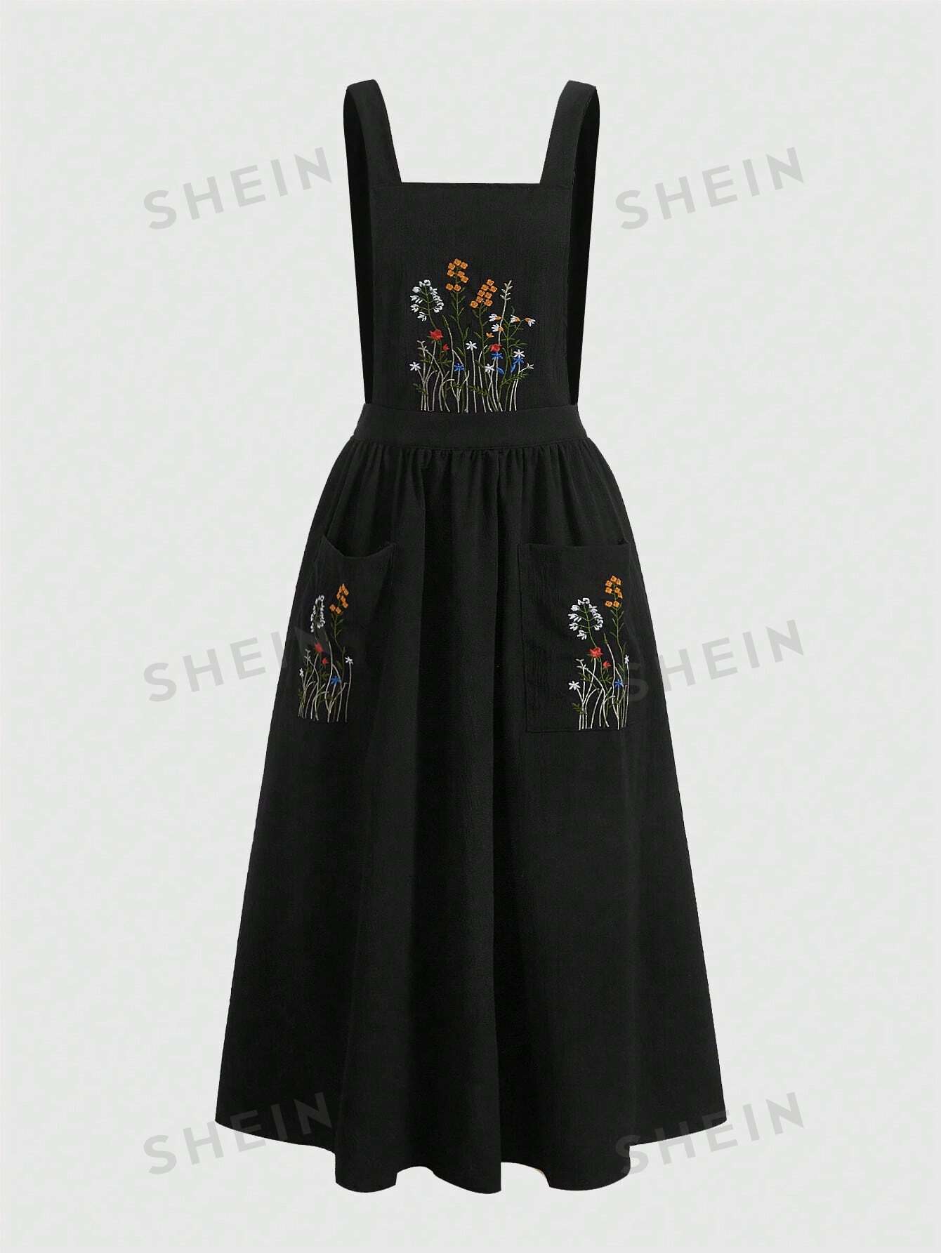 цена ROMWE Платье на подтяжках с двумя карманами и цветочной вышивкой Fairycore, черный