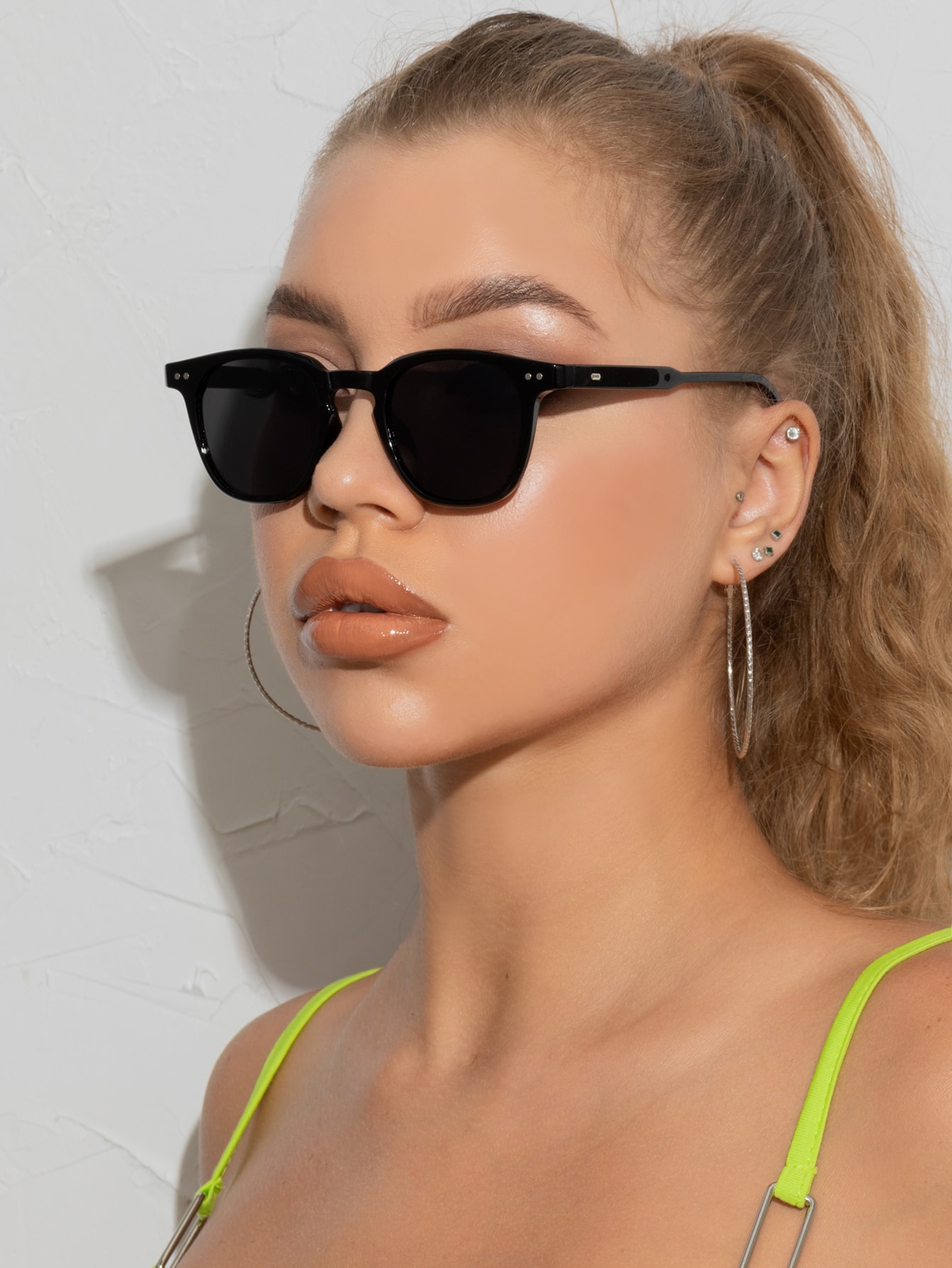 1шт женские классические модные солнцезащитные очки в стиле ретро с футляром для очков