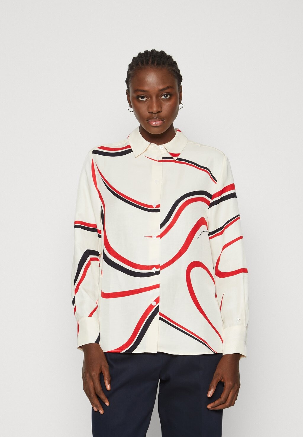 

Блузка-рубашка FLUID RELAXED Tommy Hilfiger, цвет big ribbon/ecru