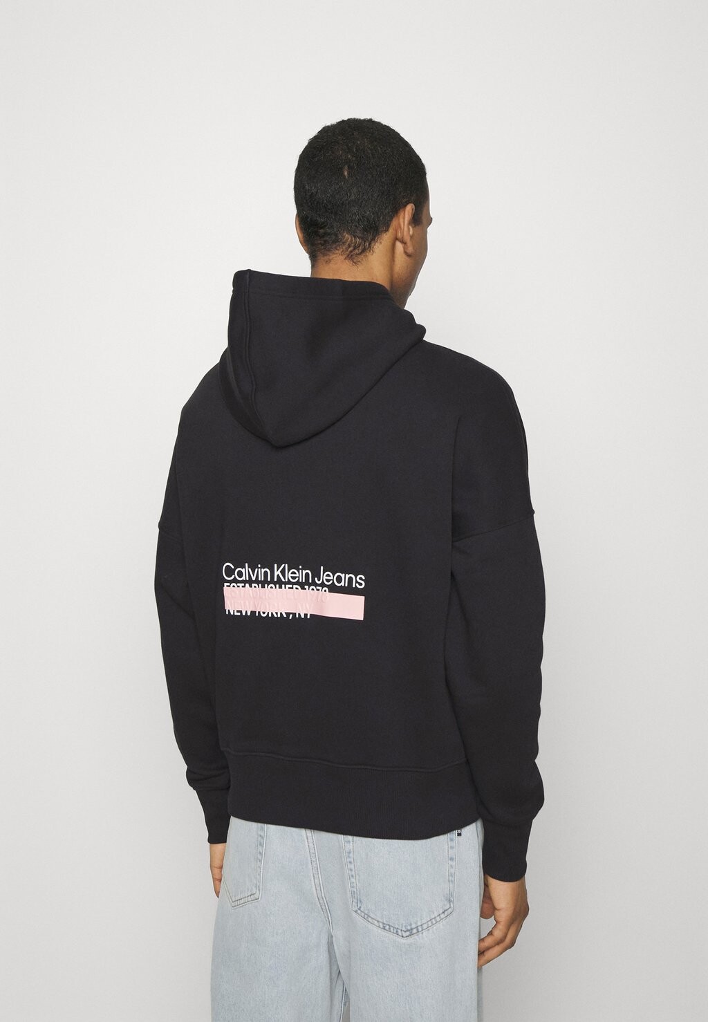 

Толстовка Calvin Klein Jeans, черный