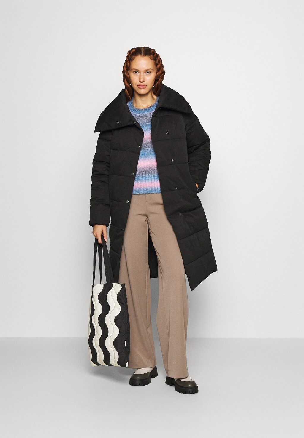 

Свитшот Vero Moda VMAQUA O NECK, цвет astral aura/beaucoup blue/sachet pink