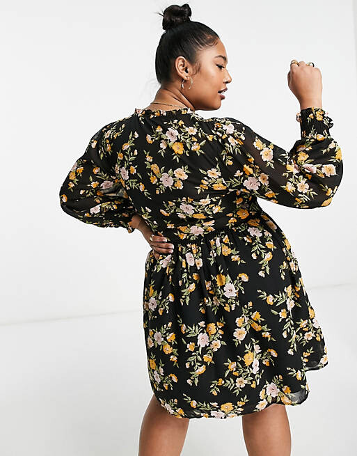 

Черное свободное платье мини с гофрированными манжетами ASOS DESIGN Curve