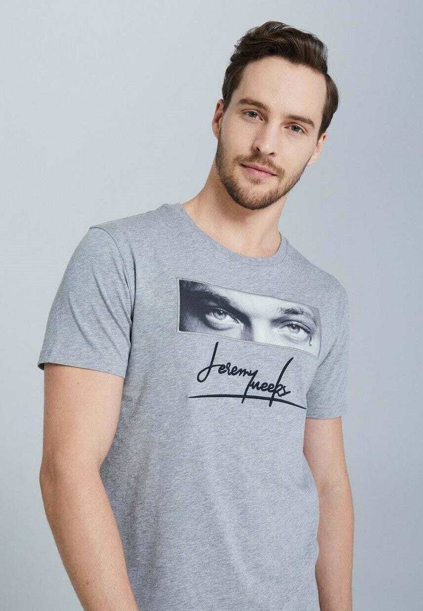 

Футболка с принтом Jeremy Meeks, серый