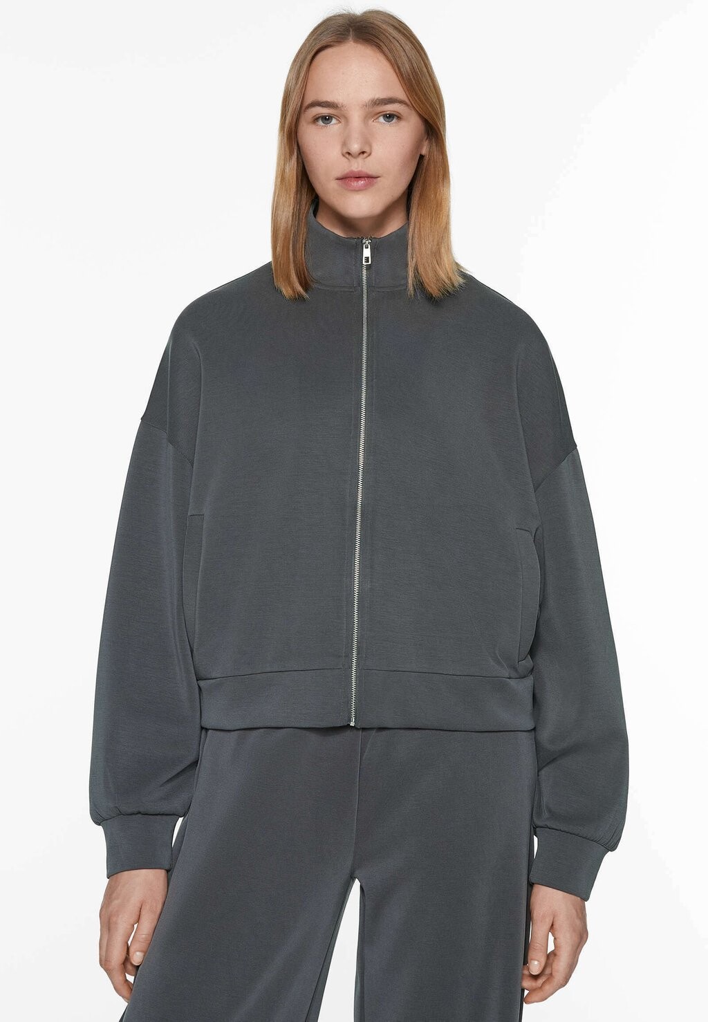 

Толстовка SOFT TOUCH AND WARM-INTERIOR OYSHO, цвет dark grey