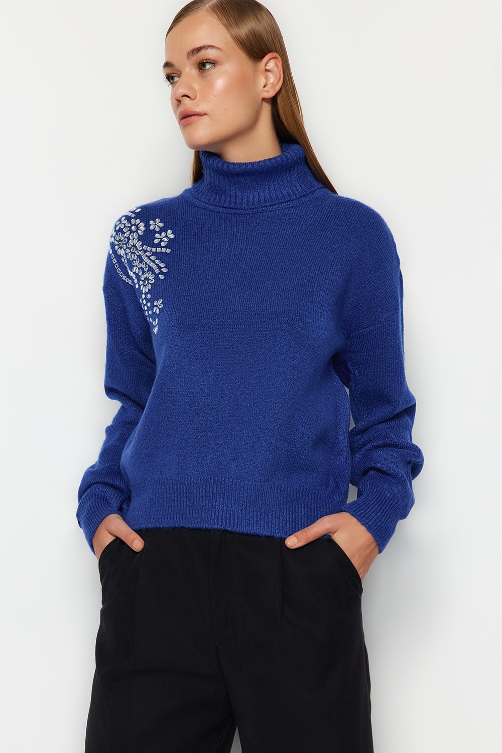 

Свитер Trendyol Saks, синий