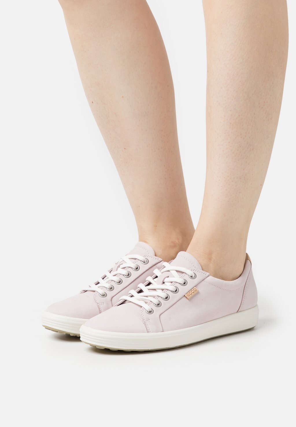 

Кроссовки ECCO