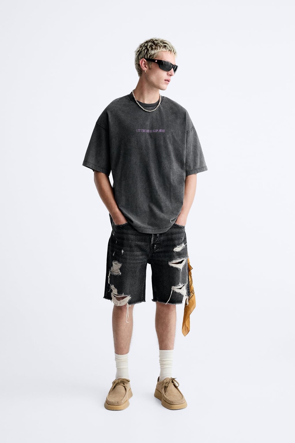 

Футболка acid wash с слоганом ZARA, Серый