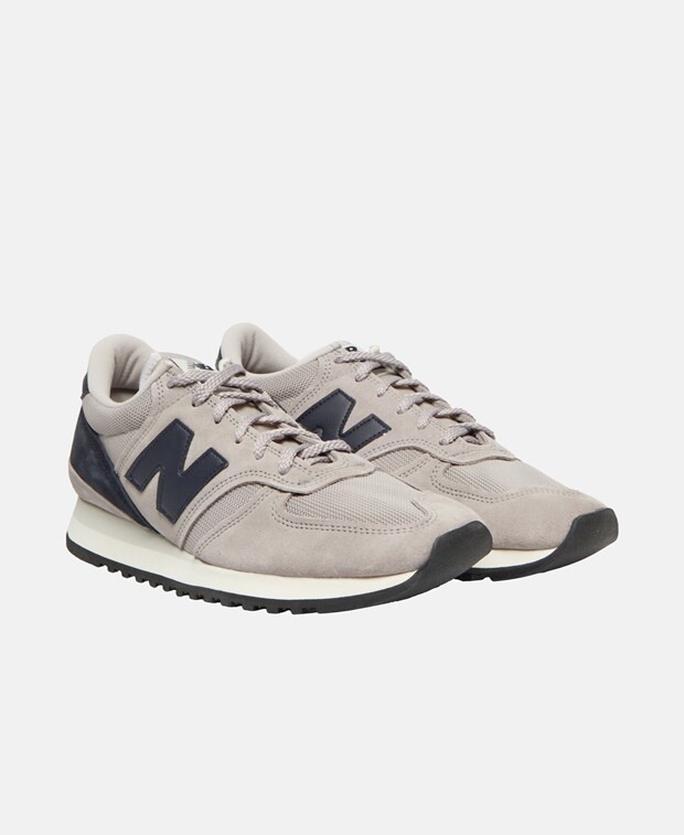 

Кроссовки New Balance, сирень
