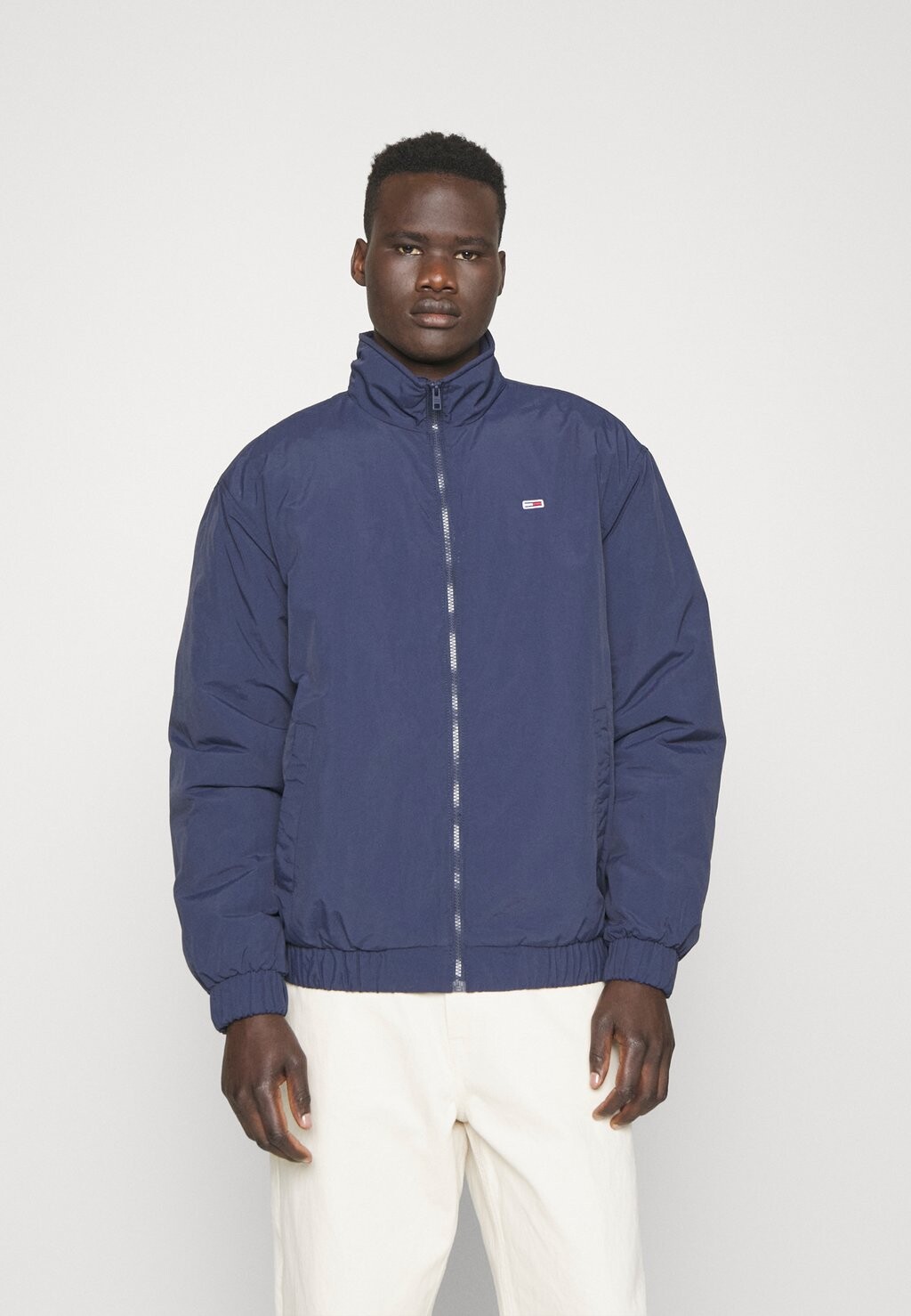

Зимняя куртка Tommy Jeans ESSENTIAL PADDED JACKET, темно-синий