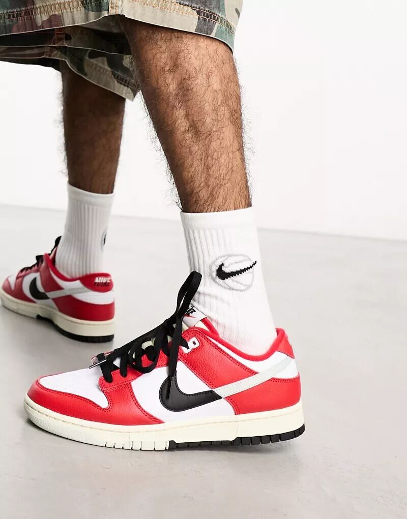 

Красно-белые кроссовки премиум-класса в стиле ретро Nike Dunk Low