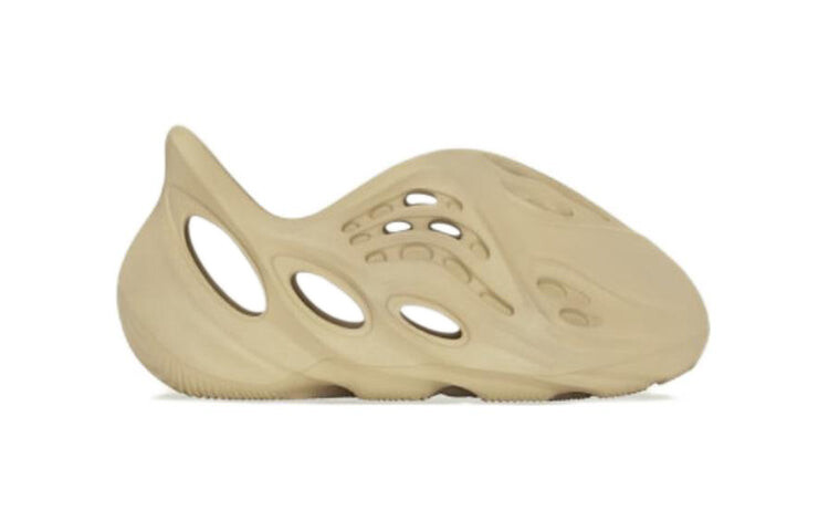 

Сандали спортивные TD Adidas Originals Yeezy Foam Runner
