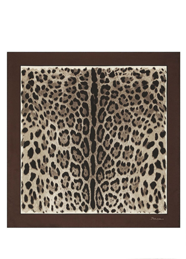 цена Женская шелковая шаль с леопардовым узором Dolce&Gabbana