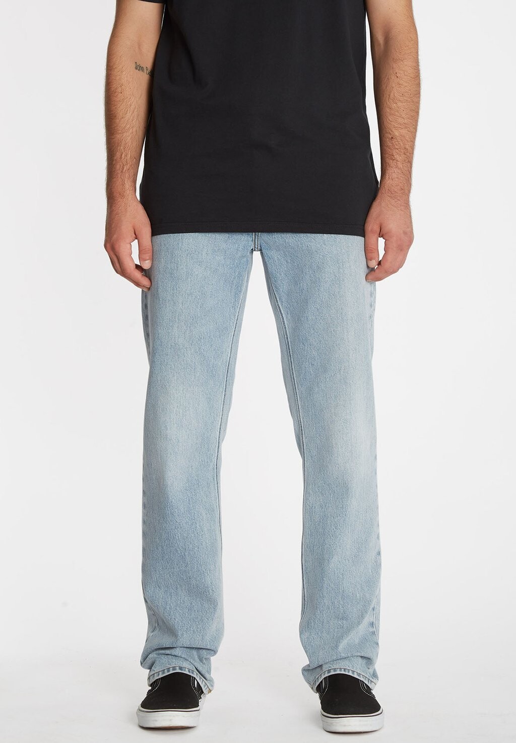 

Джинсы прямого кроя Volcom